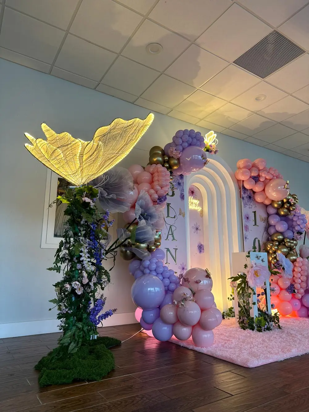 Blanca 106: Floral & Butterfly - Image 4