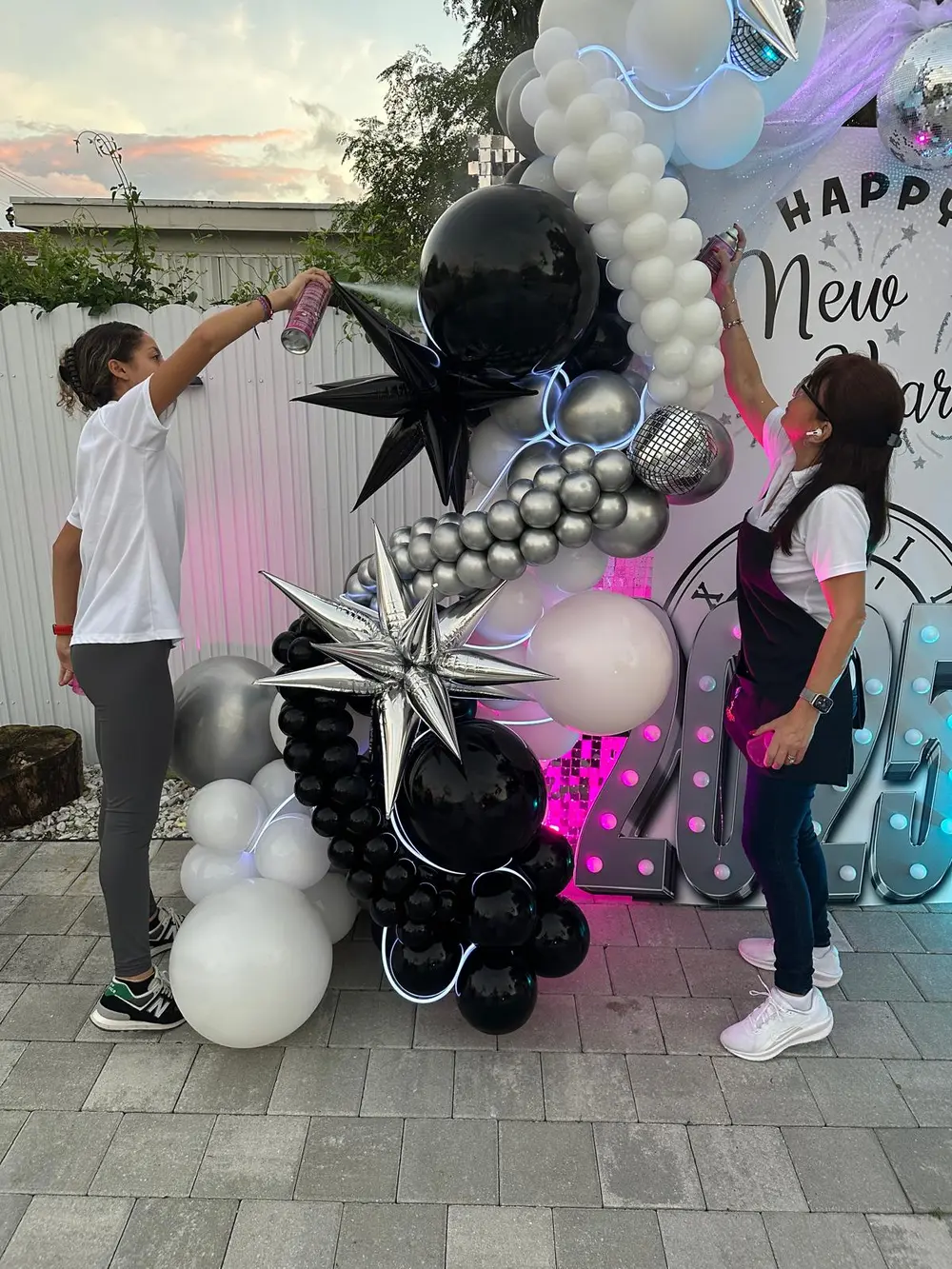 Cheers to 2025: A Night to Remember - Image 10