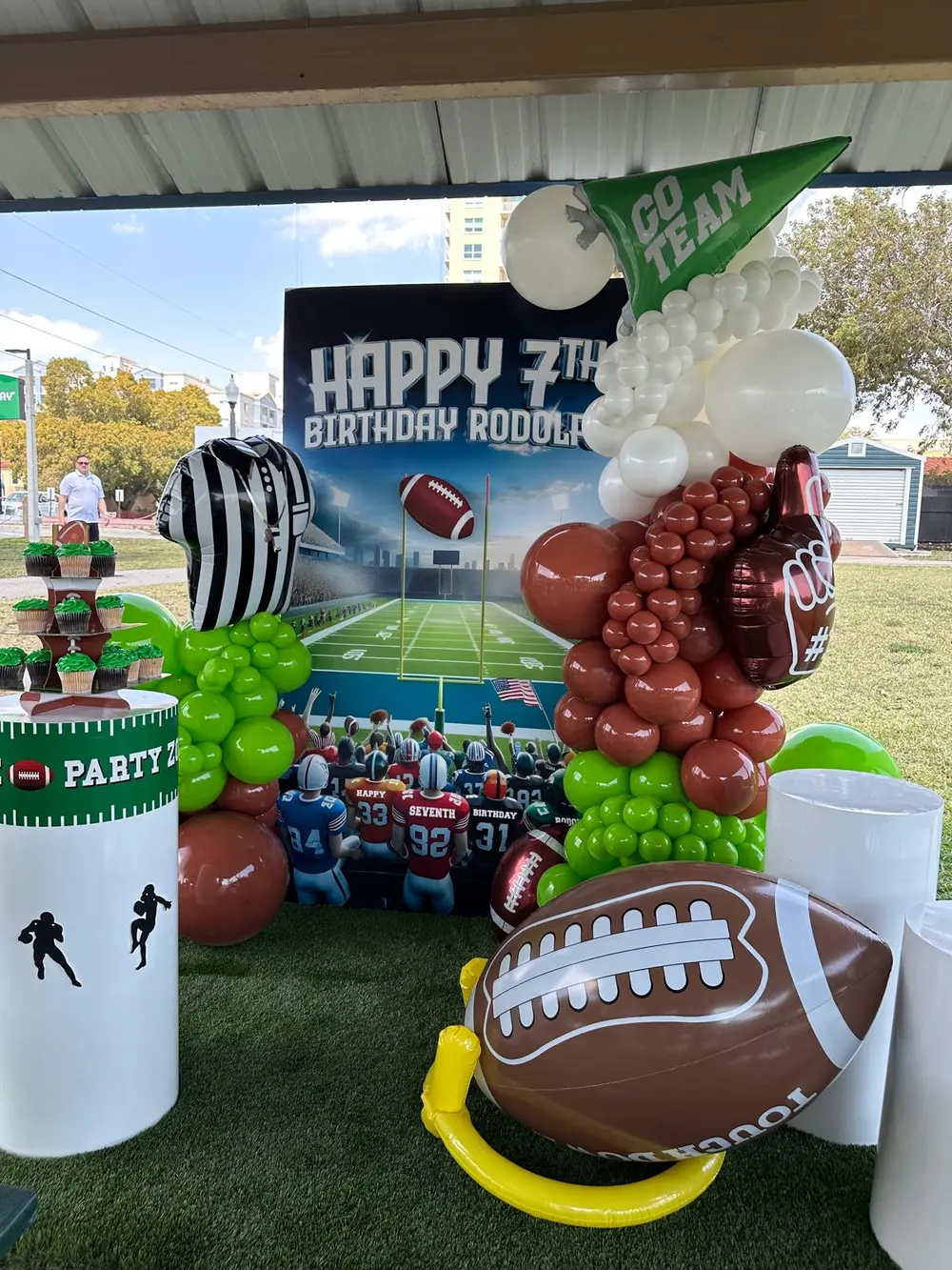 Touchdown! Rodolfo is 7 - Image 9