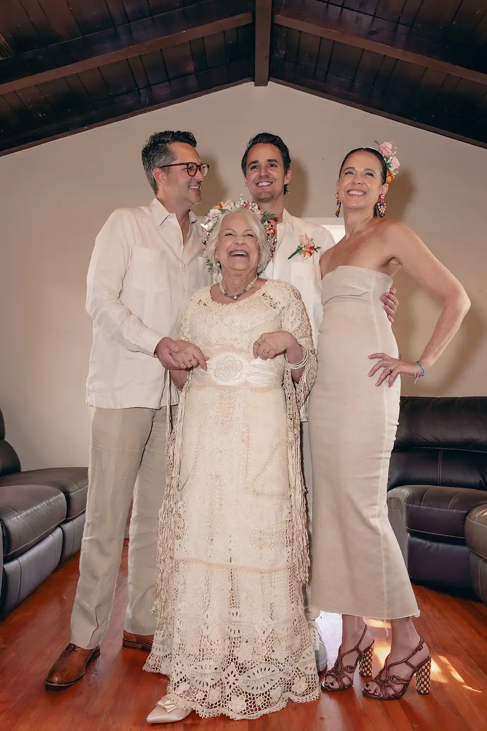 Yoty & Paul - Bodas de Oro - Image 2